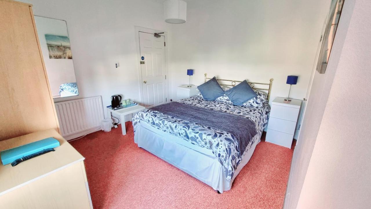 Beachcomber Holiday Apartments Swanage Exterior photo