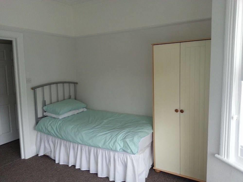 Beachcomber Holiday Apartments Swanage Exterior photo